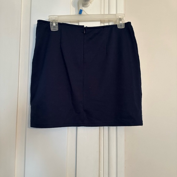 Pattern Mini skirt - Picture 2 of 7